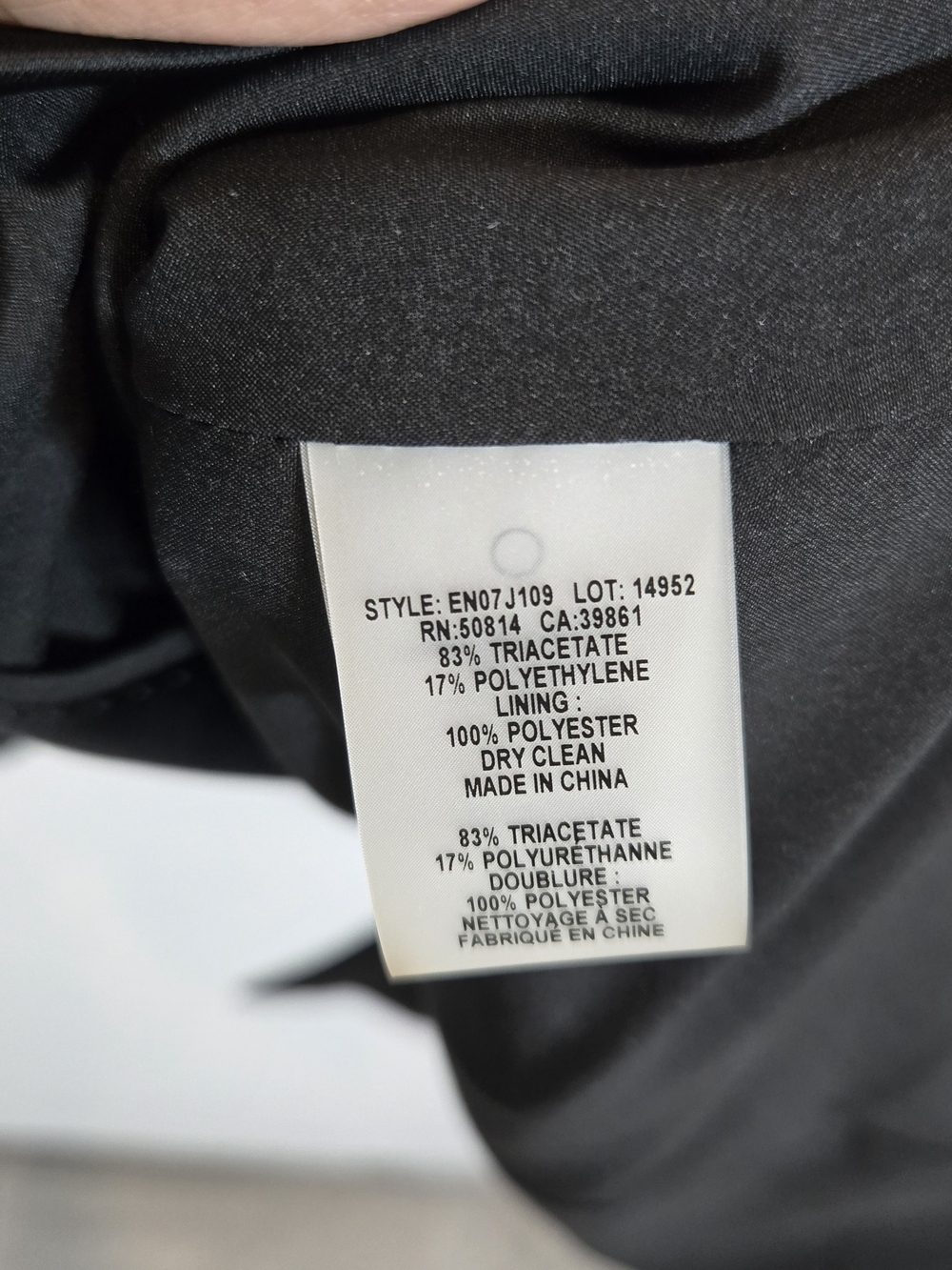 Elie Tahari Black Satin-Lapel Women's Blazer - Picture 6 of 6